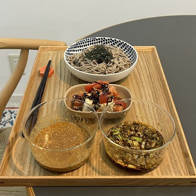 2種のつけ汁でいただく冷たいお蕎麦（中華味のつけ汁、黄金比ごまだれ）、トマトと塩昆布の冷奴（2022年7月8日（金）放送）