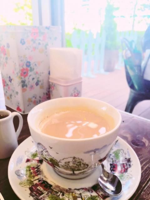今日の1コマはカフェにて。