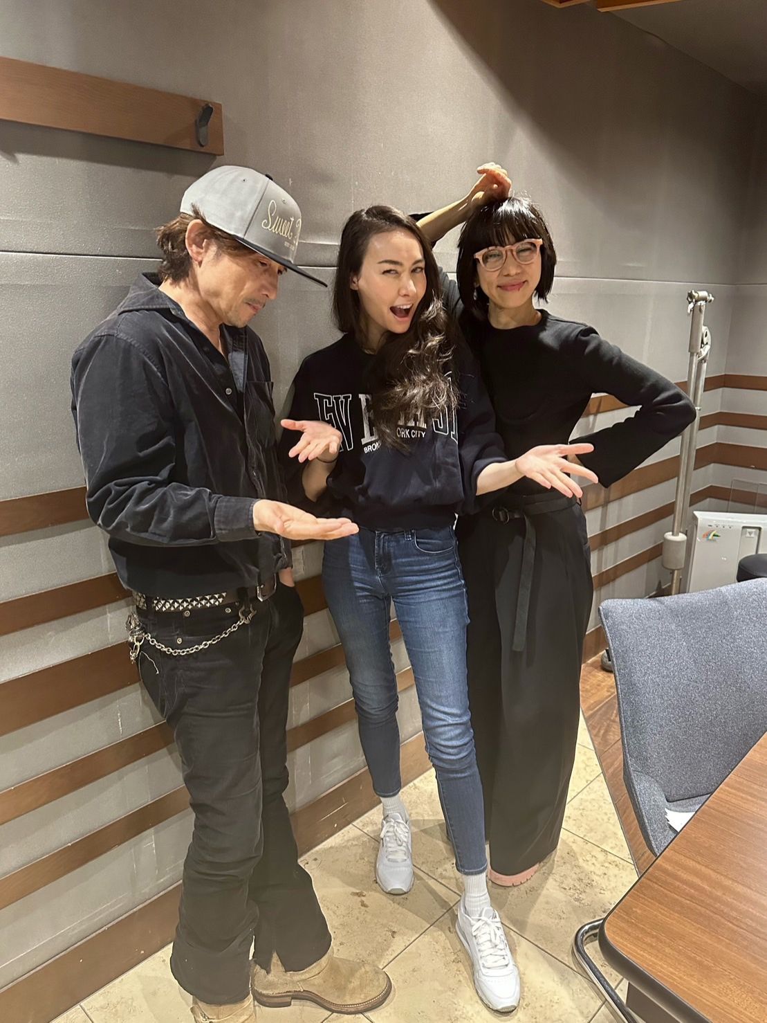 3/26(火) ゲスト：AJICO！