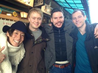 from スウェーデン、オーストラリア