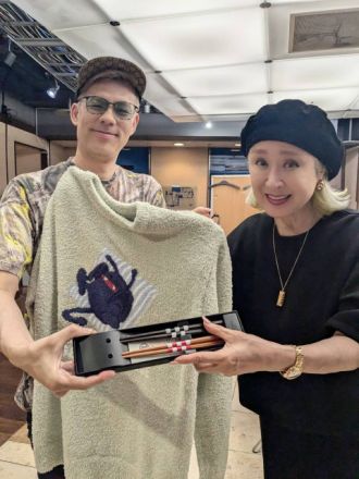 のっぴきならない理由でお休み中に10周年を迎えました…