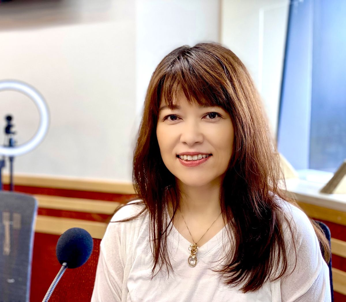 ゲスト：サロンDelphi 主宰・黒田彩月さん  スピリチュアル養成講座講師/スピリチュアルトレーナー/多次元カウンセラー