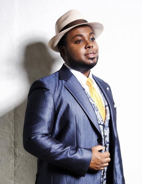 2016年9月のアーティストは、クリス・ハート