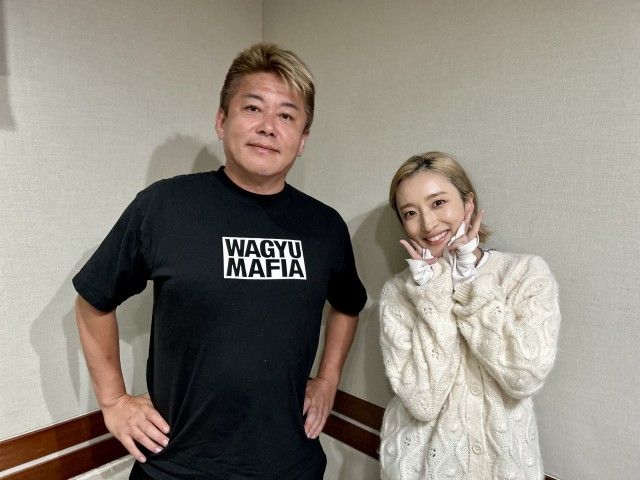 水曜日の常連客 堀江貴文さんと、俳優：梅田彩佳さんの話を盗み聞き・・・深夜にテンション高めなビジネストーク！