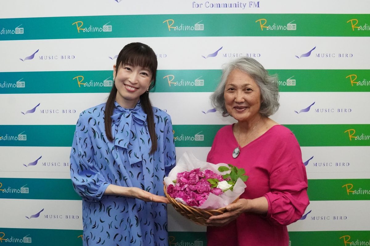 観賞するバラから、食したりアロマで生活の中で楽しめる『食香バラ』のご提案