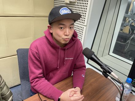 映画を観に行っていたのは1人ではありませんでした。