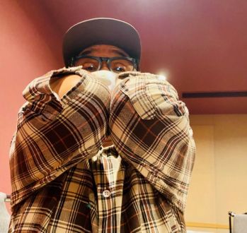 茄子メール、お待ちしています！