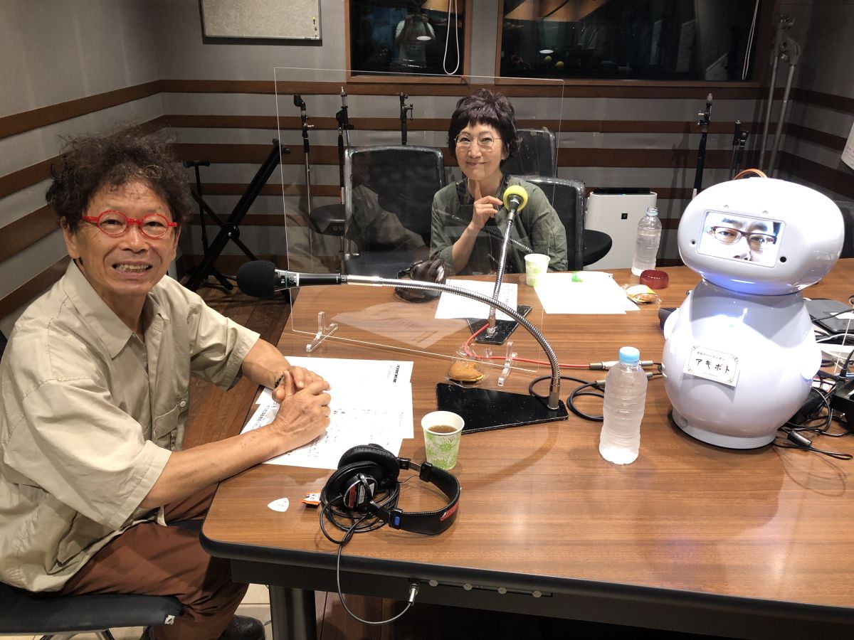 南こうせつさんと森山良子さんの話を盗み聞き・・・ムッシュかまやつさんとの思い出を語り合いながら名曲「どうにかなるさ」をレジェンド二人が弾き語る！