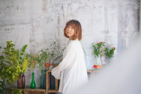 4月27日(水)のプレイリストは、シンガー・ソングライター、Lisa Halimさん