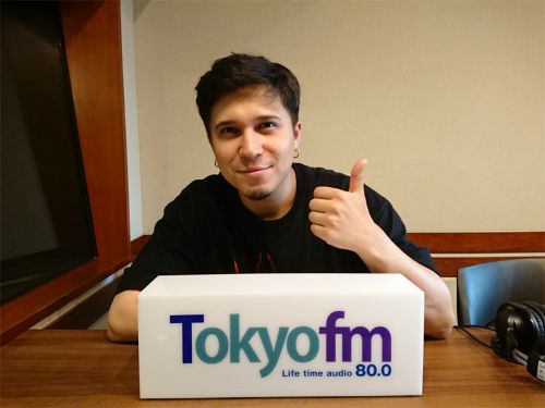 バーのママと自宅で一緒に料理を作った気になれる音声体験「スバルズキッチン」