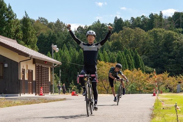 栗村修と声優・野島裕史が岡山サイクリングで体験した“晴れの国”の奇跡