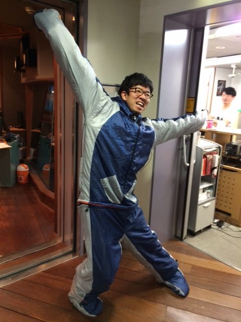 火曜日は、レジャーや防災時にも！着たまま動ける、人型寝袋♪♪