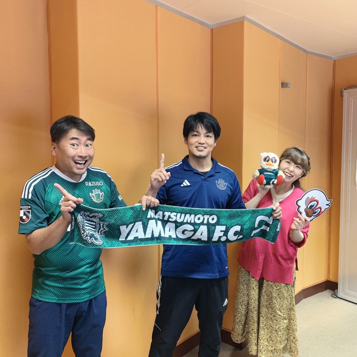 喫茶山雅の阿部琢久哉さんがスタジオに登場！！