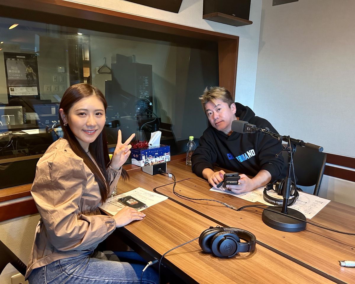 水曜日の常連客 堀江貴文さんと、タレント・西野未姫さんの話を盗み聞き・・・