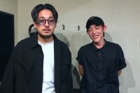 瞬間ラジオを聴く