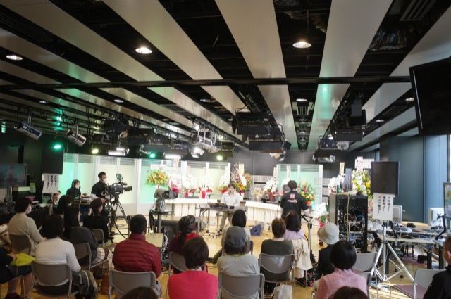 エフエム石川 “ 開局32周年＆移転記念”『アンダンテ初の公開収録』パート②