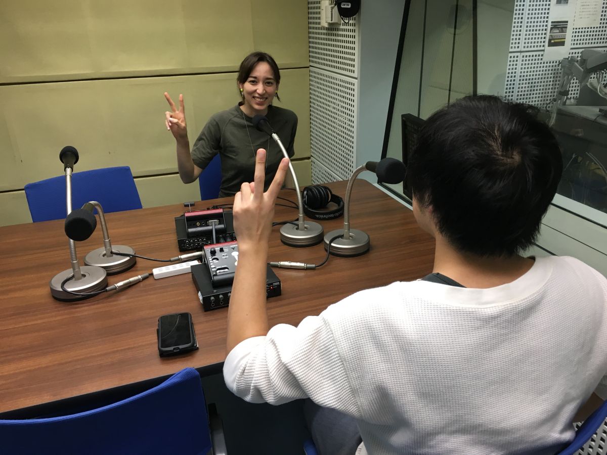 今日の音声コンテンツは、「ADやまむーさんの卒業式！」 