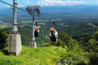 妙高で「日本一のジップライン」に挑戦！