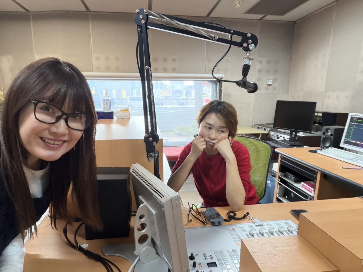 2025年10月18日分。津軽へ行こうポッドキャスト 「マイクの前では優等生」