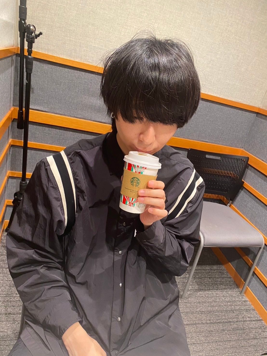 オザケンとエノンは波長が同じ