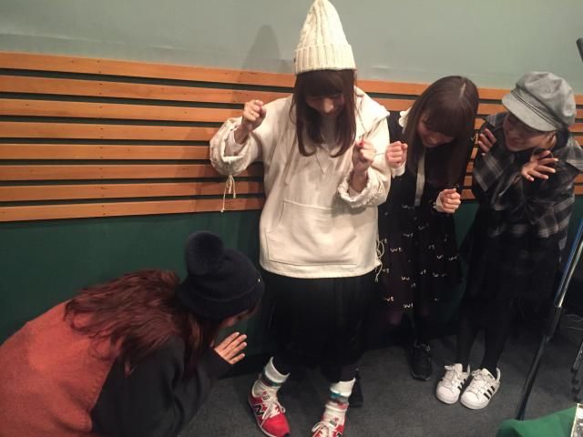 # 37 SIN★Silent Siren