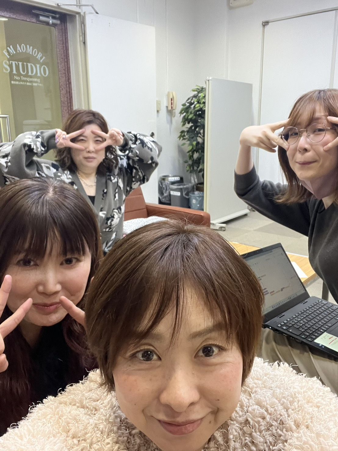 2025年12月27日分。津軽へ行こうポッドキャスト 「マイクの前では優等生」