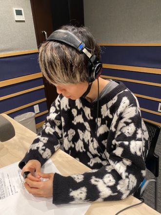 目をつむって聴きたくなる楽曲。