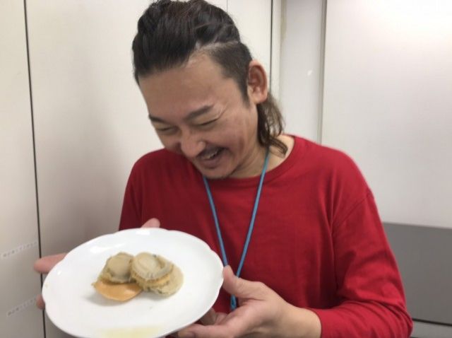 2021年9月27日(月)はぴねすくらぶ「北海道・噴火湾産 蒸しホタテ」