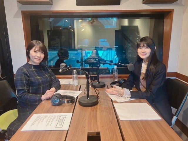 文筆家の高野麻衣さん／キャロル・オブ・ザ・ベル??