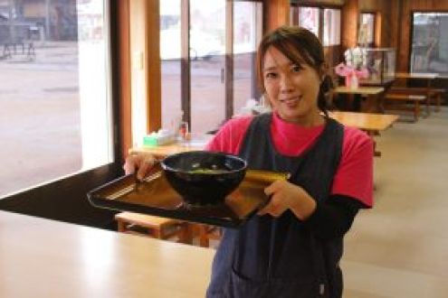 Vol.205 さぬき市・長尾寺境内にできたうどん店をご紹介。