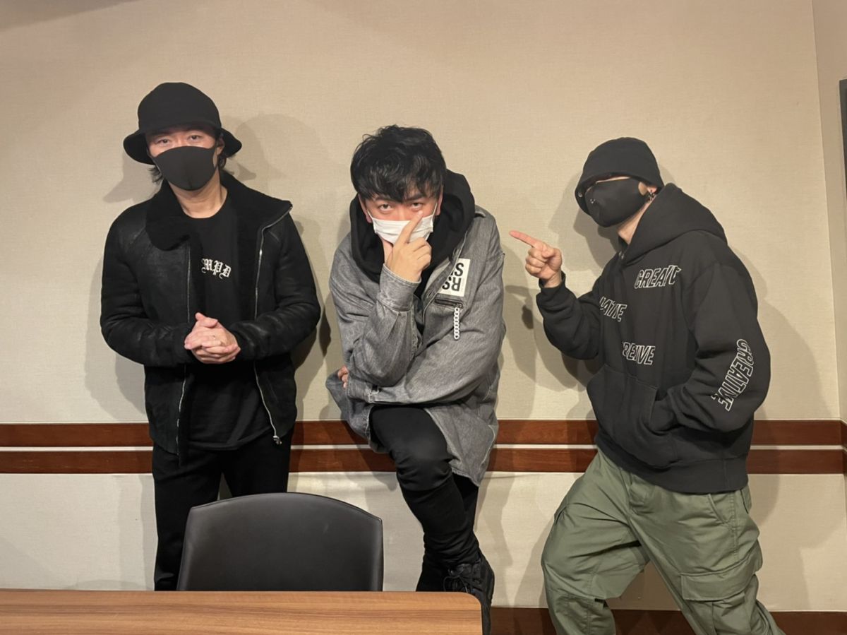 収録後のオフトーク。「EDM石焼き芋」