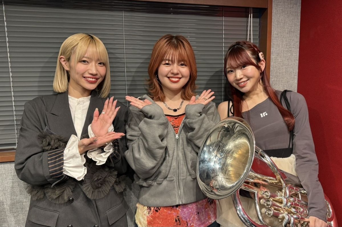 ステージでの運動量はアスリート級！？CiONの栞音さん聖奈さん登場！