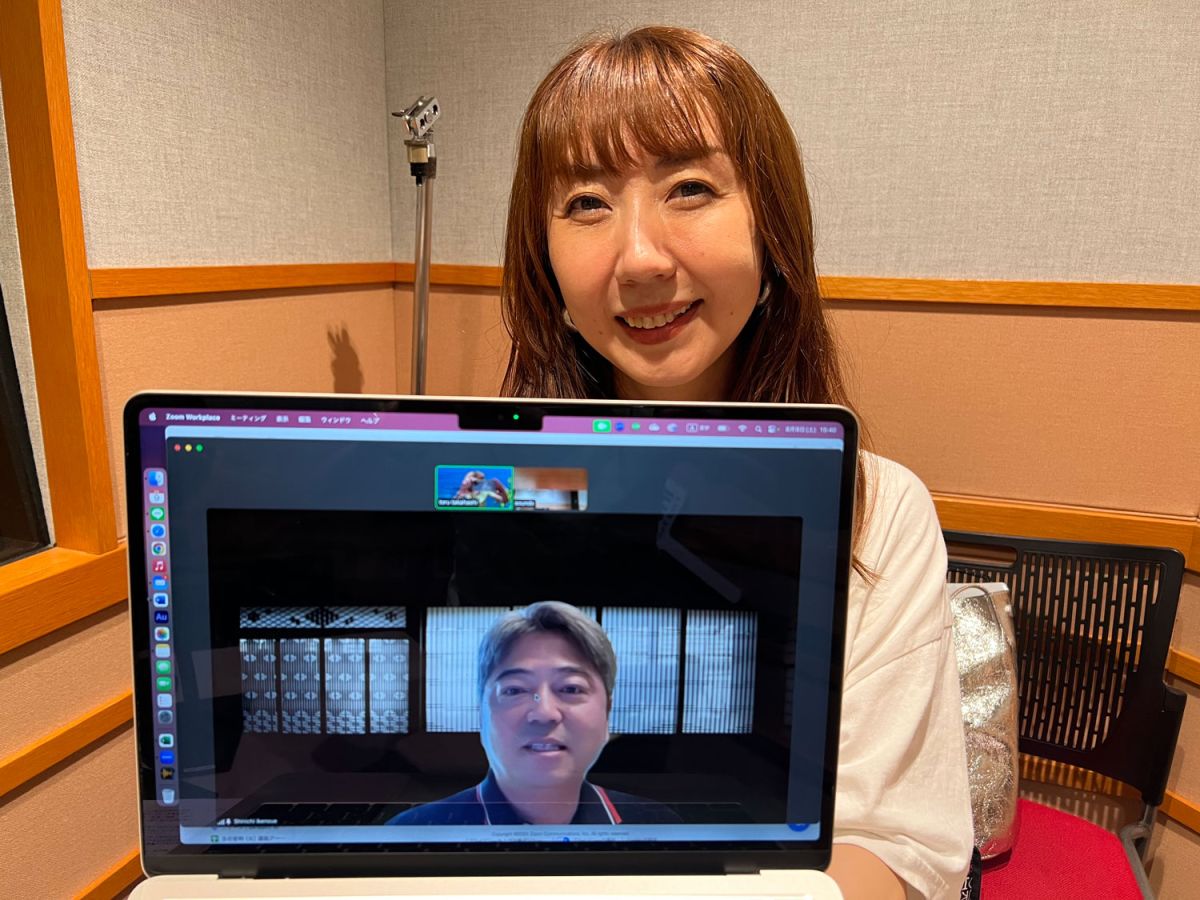 陸に聳える灯台は海洋文化への入り口